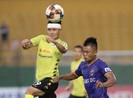 Quang Hải đổ máu, Hà Nội FC vượt ải Gò Đậu
