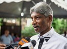 Ngồi ghế thuyền trưởng Brunei, ‘phù thủy nghĩ bùa phép’
