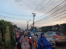 Dân TP.HCM ngán ngẩm khi lưu thông trên đường Đỗ Xuân Hợp