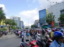 Làm đường để kéo giảm kẹt xe khu sân bay Tân Sơn Nhất
