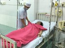 Cứu sống một người mất máu nặng do xuất huyết vết mổ lấy thai