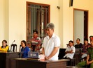 Thua bạc không chung tiền còn đâm chết người