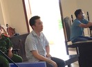 Cựu đại úy công an hầu tòa vì lừa chạy việc