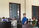 Ghen tuông, chồng hờ mang dao tấn công vợ và bạn trai