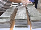 Cận cảnh 329 bánh heroin “nhồi nhét” trong chiếc xe bán tải
