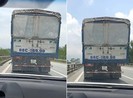 Xe ưu tiên liên tục hú còi, tài xế quyết không nhường đường