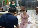 Bắt giam thêm 1 người vụ cô gái quỳ gối xin lỗi vì chê đồ ăn