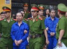 Ụ nổi khác tàu, cán bộ hải quan có thoát tội?