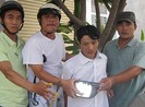“Hiệp sĩ” vây bắt kẻ trộm kính xe hơi có năm tiền án