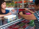 Có niêm yết nhưng vẫn bán giá “trời ơi”