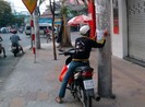 TP.HCM sẽ xử phạt người phát tờ rơi