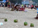 Rác vẫn ngập ở bãi biển Đồ Sơn