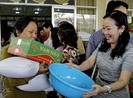 Cần đổi mới phương thức chăm lo cho người nghèo