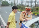 Đi xe mua trả góp, có bị công an thổi phạt?