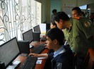 Bất ngờ bị phạt khi đi làm hộ chiếu