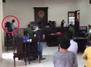 Người đánh nhà báo, kiểm sát viên đã từng "quậy" tòa