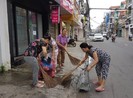 Người dân cùng làm sạch nhà, đẹp phố