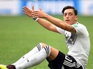 Tâm thư đẫm nước mắt của Ozil