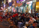 Bát nháo phố đi bộ Bùi Viện