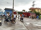 Lo ô nhiễm, dân phong tỏa nhà máy sản xuất phế liệu