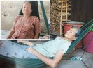Hai cụ già mỏi mòn chờ thi hành án