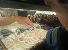 Tôi đi mua móng hổ, ngà voi: Toàn đồ giả!