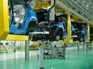 Tại sao giá xe sản xuất ở Việt Nam cao hơn các nước?