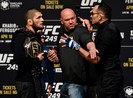Dịch COVID-19, bầu Dana White lách luật để UFC vẫn đánh