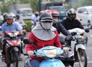 Bật đèn xe máy ban ngày, tranh cãi chưa hồi kết