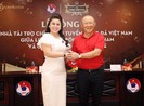 ‘Người đàn bà thép’ săn tìm cái đẹp trong bóng đá