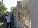 Vi phạm hành chính: Không thể cắt điện, nước