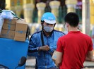 Ngành bán lẻ phất lên giữa mùa dịch