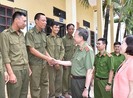 Cán bộ công an phải nêu gương, ‘tự soi, tự sửa’