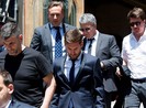 Messi không thể rời Barca