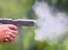 Nhóm đòi nợ liều lĩnh nổ súng vào chủ nhà
