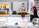 Tiệm nail của người gốc Việt ở California mừng ngày mở lại