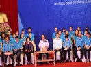 Thủ tướng: Xử nghiêm chủ trọ tăng giá điện, nước công nhân