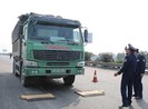 Ngăn chặn ngay xe quá tải tại các cảng, mỏ vật liệu