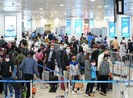 Hôm nay sân bay Nội Bài đón gần 600 công dân về nước