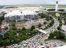 Doanh nghiệp vận tải hàng không kêu cứu vì đường bị cấm
