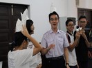 Đưa kỹ năng bàn tiệc chuẩn 5 sao vào lớp học