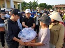 'Có lụt mới gặp được Trường Giang'