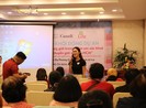 Anh ơi, muốn ăn gì vậy chị?