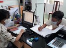 Khởi tố vụ án người mang giấy tờ giả lên phường để sao y