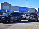 Lại xảy ra nổ súng kinh hoàng tại Siêu thị Walmart ở Mỹ