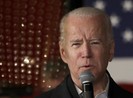Ứng viên Biden thừa nhận 'ngã ngựa'