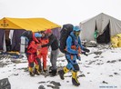 Truyền thông Trung Quốc nhận vơ Everest, dân Nepal phản ứng