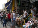 COVID-19 Brazil: Người chết tăng kỷ lục, hàng quán vẫn mở cửa