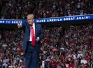 Bất chấp COVID-19, ông Trump tái khởi động tranh cử