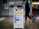 Reuters: Mỹ xem xét cấm hồi hương công dân nghi mắc COVID-19